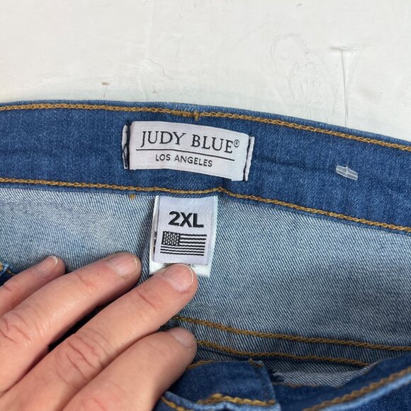 Judy Blue Women's Plus Size 2XL Skinny Fit Stretch Denim Jeans USA Style #8390 - Picture 3 of 11